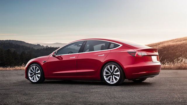 2019 Tesla Model 3 Standard Range Plus  第2張相片