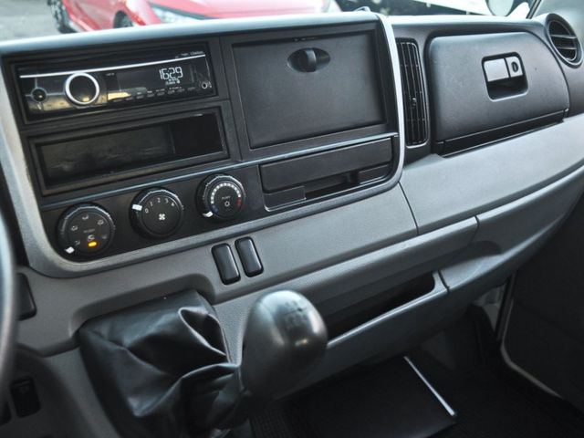 Mitsubishi Canter  第10張相片