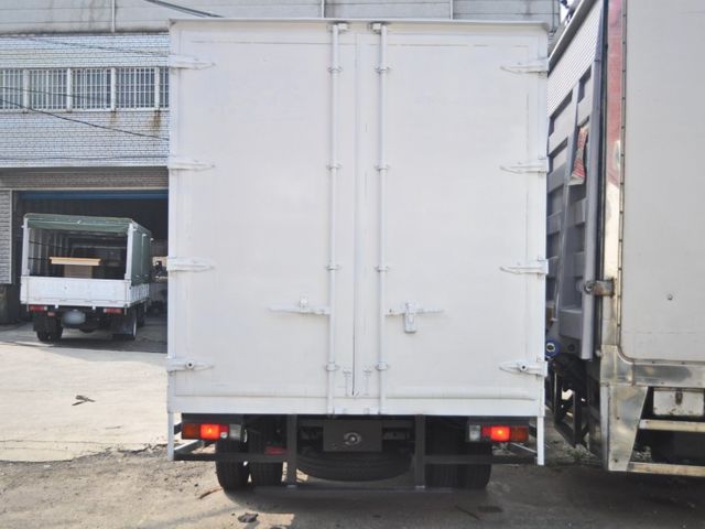 Mitsubishi Canter  第7張相片