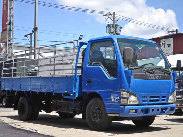 Isuzu Elf(一路發)  第4張相片