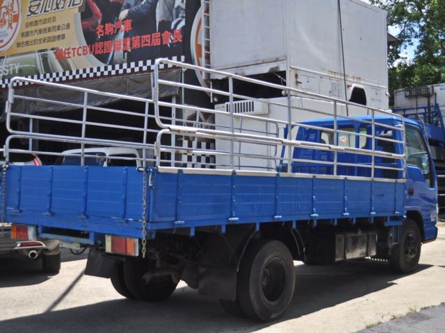 Isuzu Elf(一路發)  第8張相片