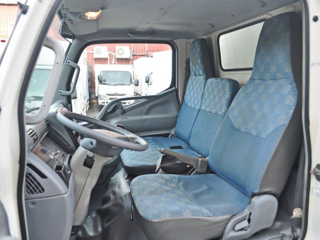 Mitsubishi Canter  第8張相片