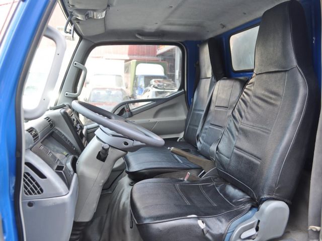 Mitsubishi Canter  第8張相片
