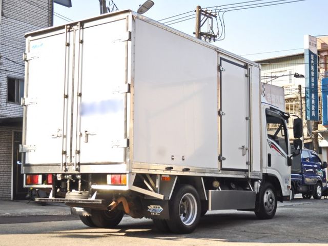 Isuzu Elf(一路發)  第5張相片