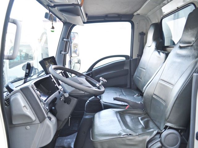 Isuzu Elf(一路發)  第9張相片