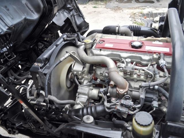 Hino 300  第2張相片