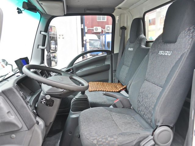 Isuzu Elf(一路發)  第1張相片