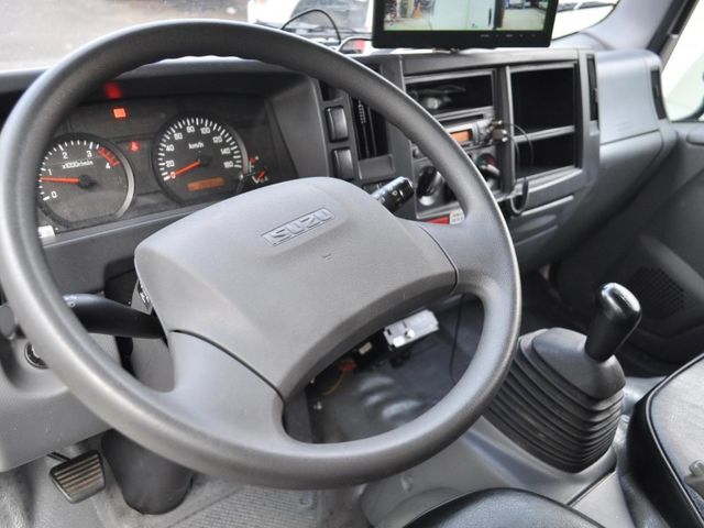 Isuzu Elf(一路發)  第7張相片