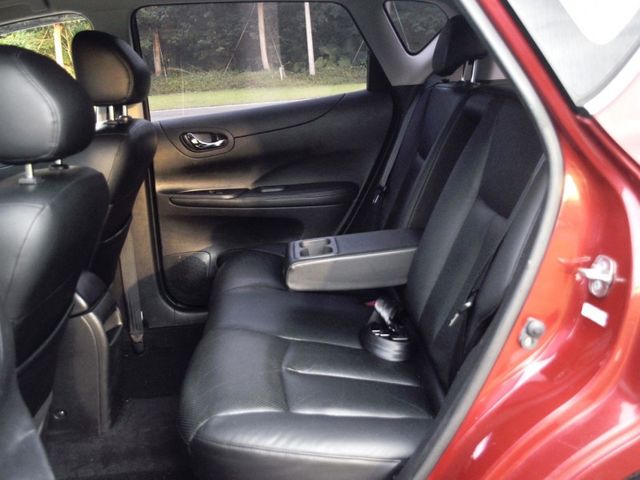 Nissan Tiida  第10張相片