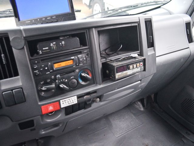 Isuzu Elf(一路發)  第3張相片