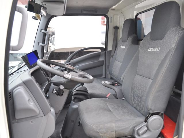 Isuzu Elf(一路發)  第9張相片