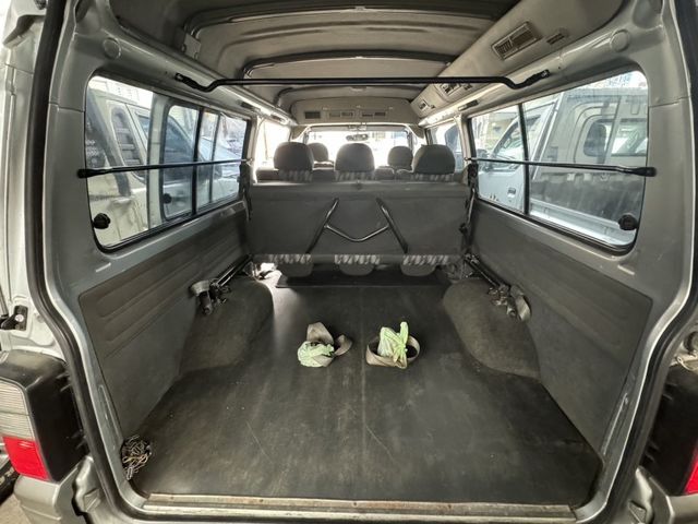 Mitsubishi Delica  第8張相片