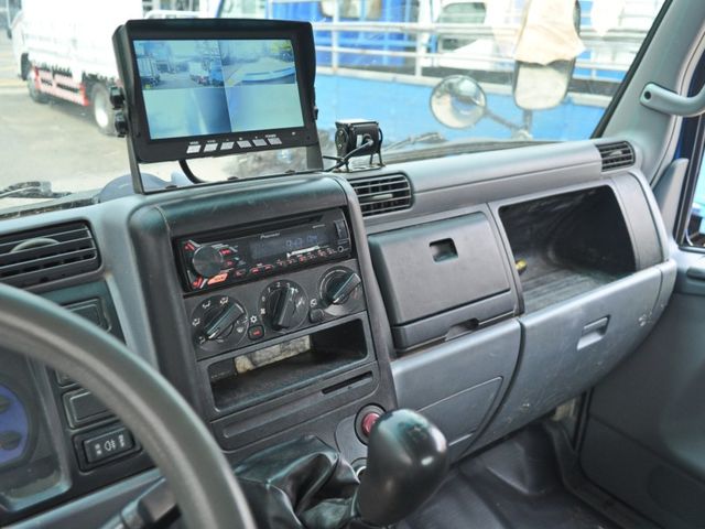 Mitsubishi Canter  第7張相片