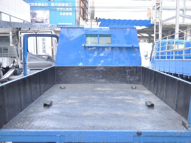 Mitsubishi Canter  第10張相片