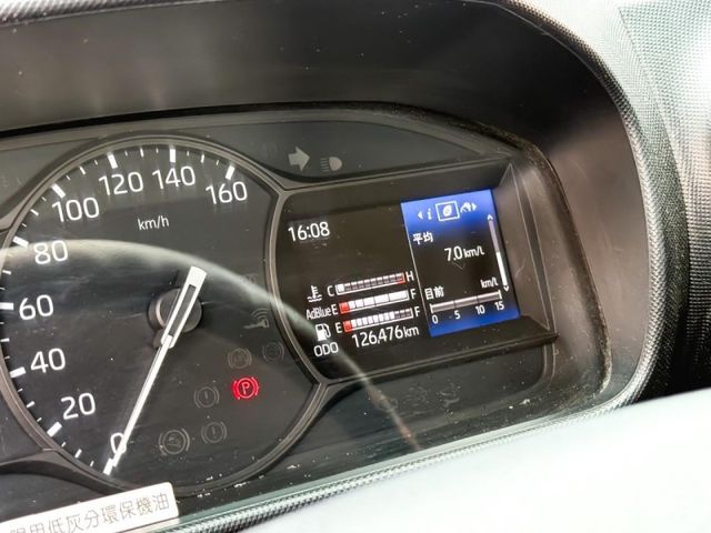 Hino 300  第10張相片