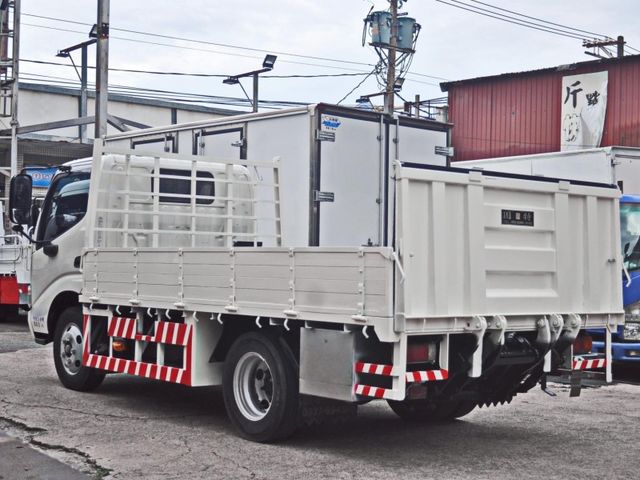 Hino 300  第8張相片