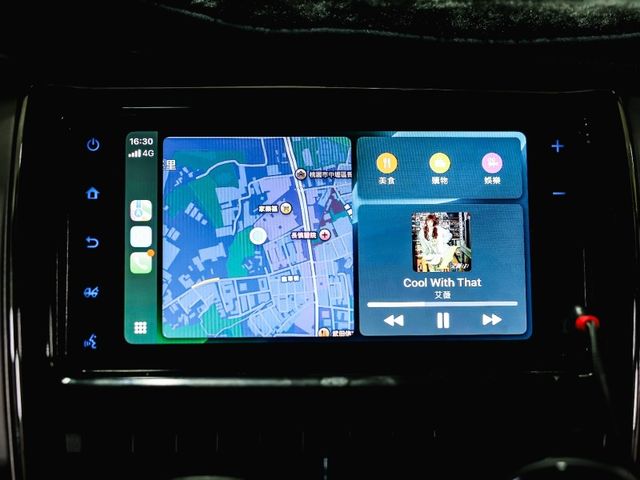 Toyota Yaris  第14張相片