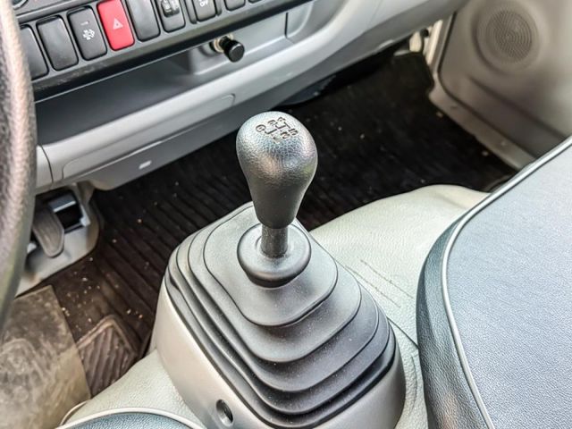 Hino 300  第1張相片