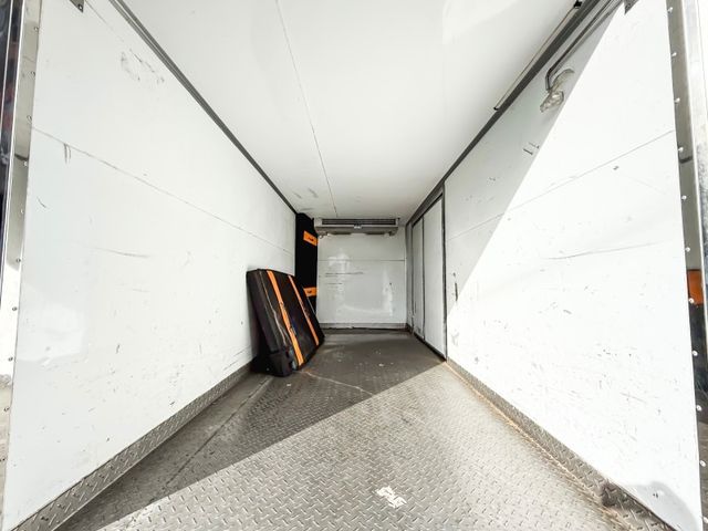 Hino 300  第8張相片