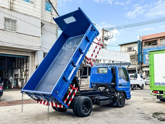 Mitsubishi Canter  第8張相片