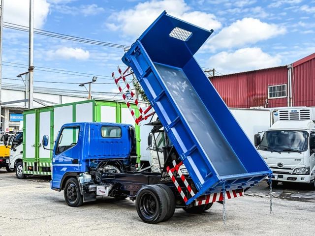 Mitsubishi Canter  第10張相片