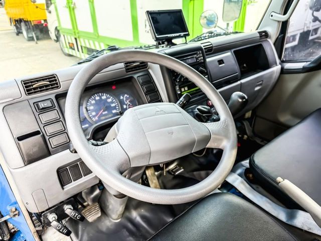 Mitsubishi Canter  第13張相片