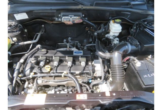 Ford ESCAPE  第3張相片