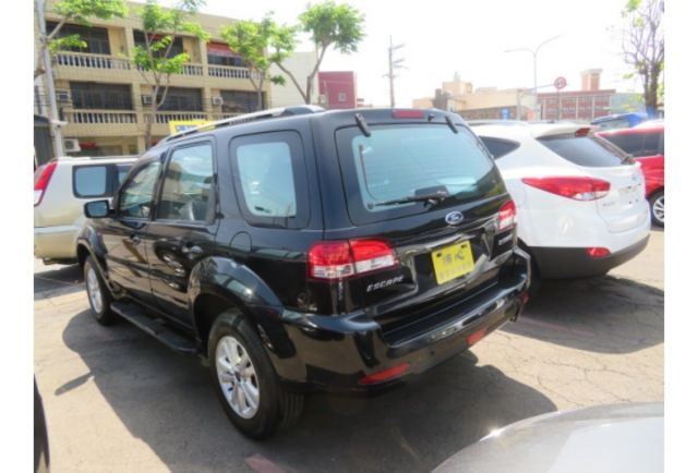 Ford ESCAPE  第7張相片