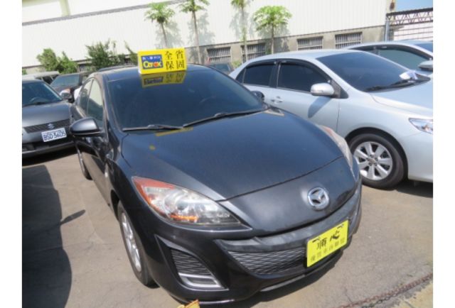 Mazda MAZDA3  第1張相片