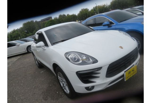 Porsche MACAN  第3張相片