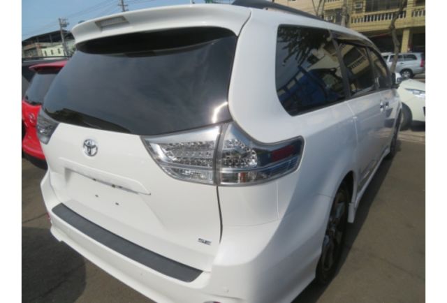 Toyota SIENNA  第4張相片