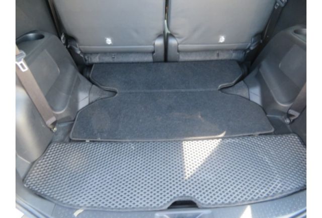 Toyota SIENTA  第7張相片