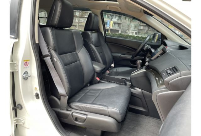 《全車原漆 豪華型 SRSx6 天窗 環景 安卓機 僅駛10萬多公里》【保證實車實照實價】如有不實~整輛車送給您  第6張相片
