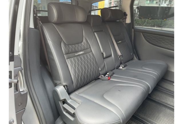 《原漆車 豪華型 SRSx4 環景 雙螢幕 電滑門 原廠保養》【保證實車實照實價】如有不實~整輛車送給您  第8張相片