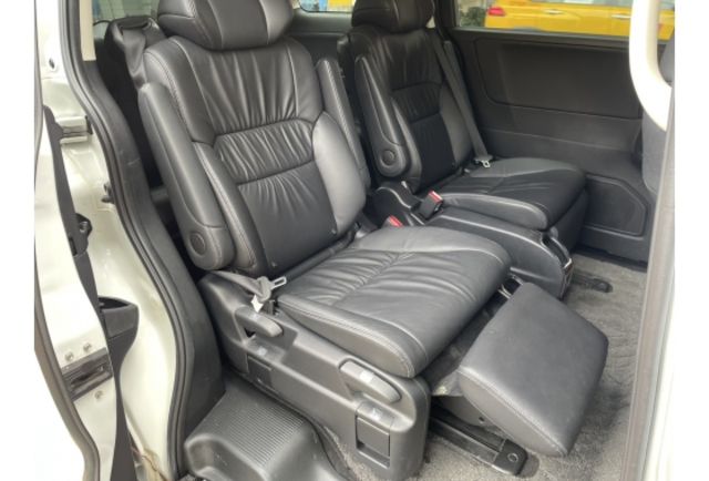 《原漆車 經典型 7人座 SRS 定速 電滑門 全車系原廠保養》保證實車實照實價  第8張相片