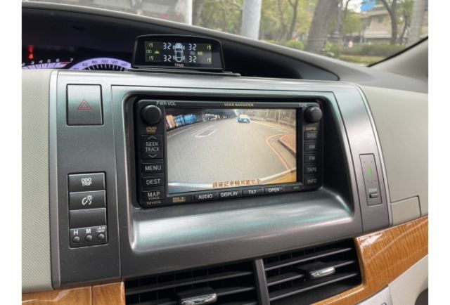 《全車原漆 豪華型 SRS 定速 電滑門 全景天窗》【保證實車實照實價】內外漂亮  第18張相片