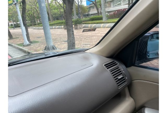 《原漆車 豪華型 SRS 恆溫 天窗》【保證實車實照實價】如有不實~整輛車送給您  第11張相片