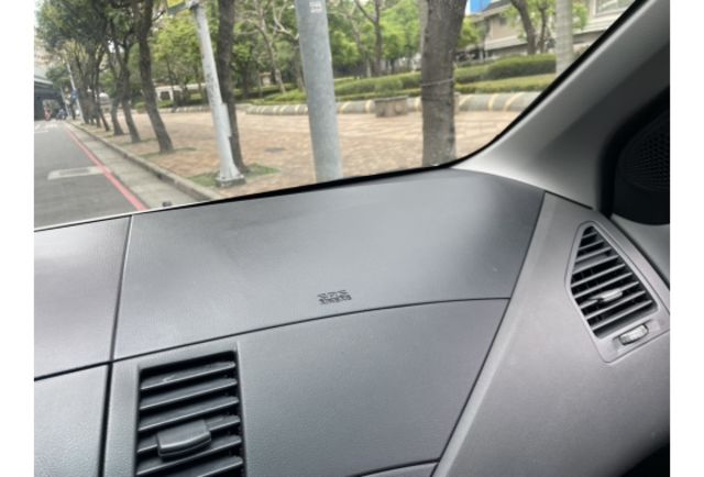 《原漆車 豪華型 SRSx2 皮椅 中央冷氣》【保證實車實照實價】絕無不實  第12張相片