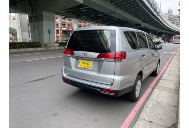《全車原漆 精緻型 SRSx2 安卓機 僅駛1萬多公里》【保證實車實照實價】  第11張相片
