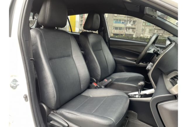 《原漆車 豪華型 SRSx2 螢幕 倒車顯影 僅駛7萬多公里》保證實車實照實價  第7張相片