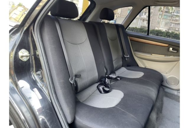 《原漆車 5門 元氣版 雙色內裝 螢幕 僅駛11萬多公里》【保證實車實照實價】如有不實~整輛車送給您  第8張相片