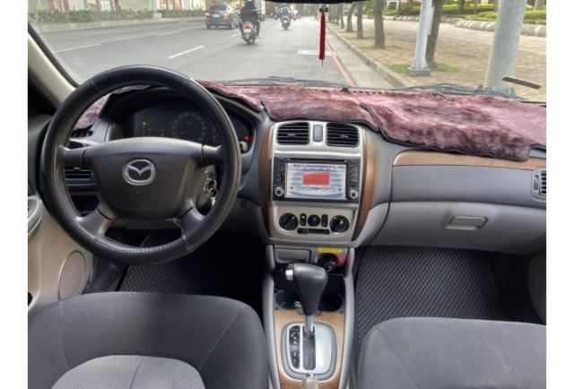 《原漆車 5門 元氣版 雙色內裝 螢幕 僅駛11萬多公里》【保證實車實照實價】如有不實~整輛車送給您  第16張相片