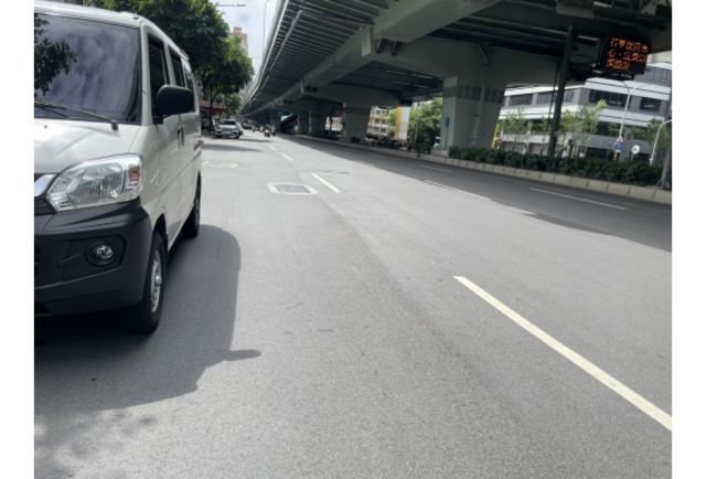 《原漆車 豪華型 正5人座 MP3音響 中央冷氣》【保證實車實照實價】如有不實~整輛車送給您  第3張相片