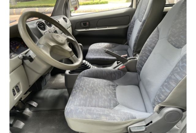 《原漆車 豪華型 正5人座 MP3音響 中央冷氣》【保證實車實照實價】如有不實~整輛車送給您  第5張相片