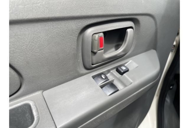 《原漆車 豪華型 正5人座 MP3音響 中央冷氣》【保證實車實照實價】如有不實~整輛車送給您  第13張相片