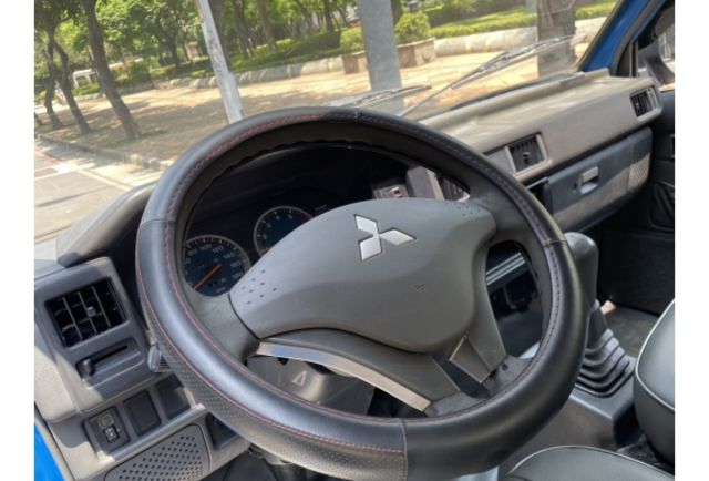 《原漆車 豪華型 木床加寬 框式 雙折鐵架 皮椅 MP3音響 僅駛15萬多公里》【保證實車實照實價】如有不實~整輛車送給您  第11張相片