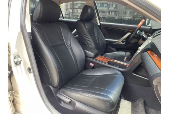 《全車原漆 自用一手車 豪華型 黑內裝 SRSx2 恆溫 定速 內外漂亮》【保證實車實照實價】如有不實~整輛車送給您  第5張相片