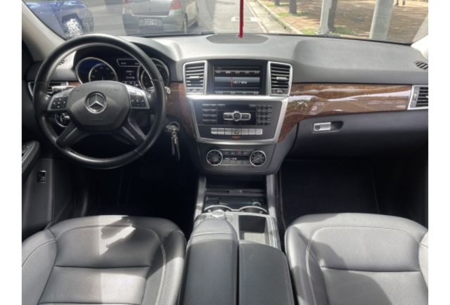 《原漆車 旗艦型 SRSx10 定速 恆溫 天窗 電動尾門》【保證實車實照實價】如有不實~整輛車送給您  第18張相片