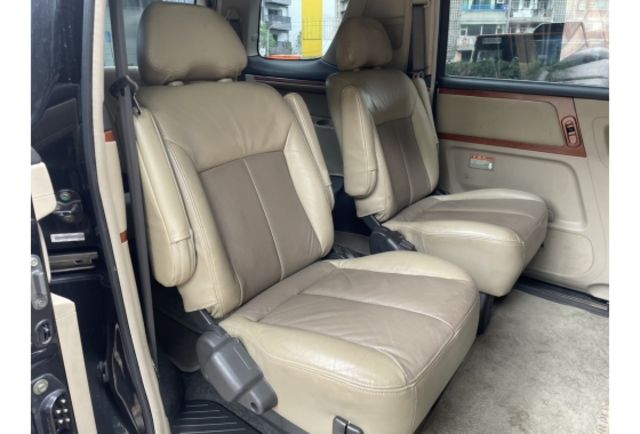 《原漆車 豪華型 正7人座 皮椅 安卓機 中央冷氣》【保證實車實照實價】如有不實~整輛車送給您  第7張相片