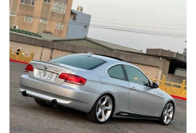 2006 BMW 335I  第10張相片